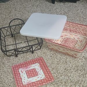 Temptations Red and White 1.5 Quart Ovenware Set